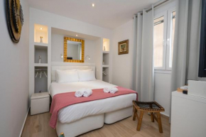 Dema's Luxury Suites